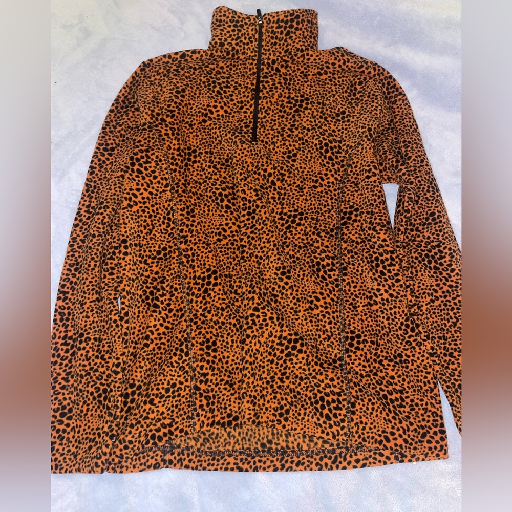 woman's pullover